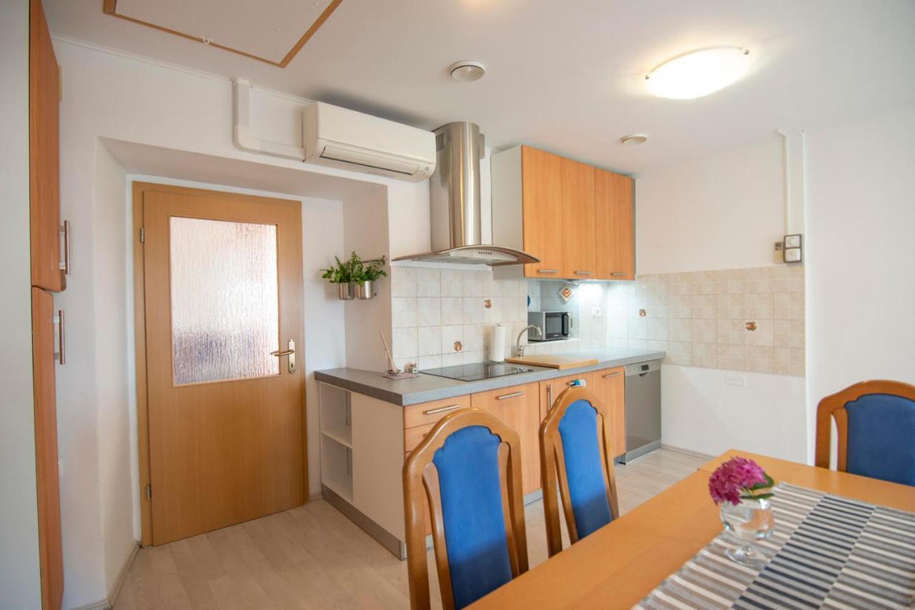 Apartma Bajc Lägenhet Ajdovščina Exteriör bild