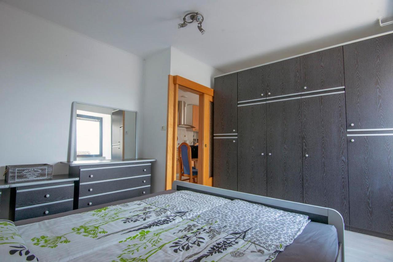 Apartma Bajc Lägenhet Ajdovščina Exteriör bild